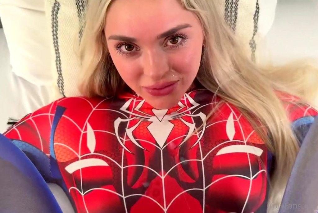 COCO KOMA SPIDER GIRL QUICK FUCK CUM Onlyfans Leaked Video