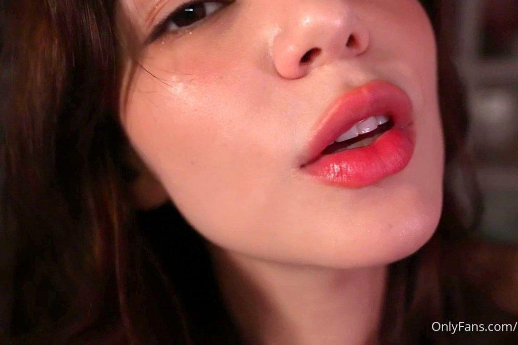 MAIMY ASMR CLOSE UP KISSING YOU Onlyfans Leaked Video